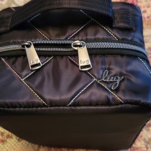 Lug Wingback hanging travel case.